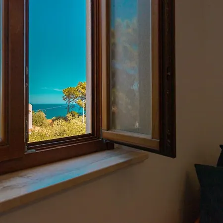 Baia Del Capitano 4* צ'פאלו