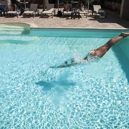 Baia Del Capitano 4* צ'פאלו