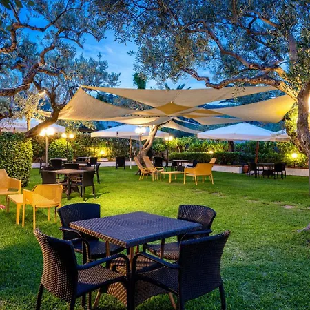 Baia Del Capitano 4*