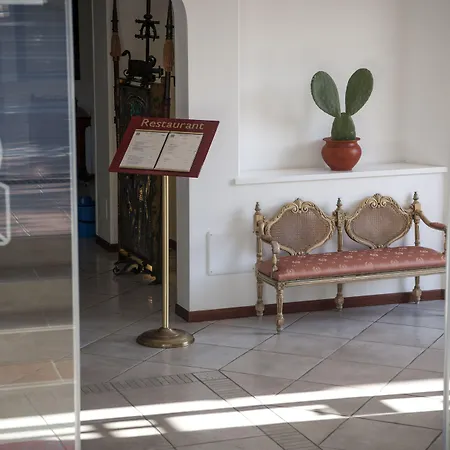 Hotel Baia Del Capitano