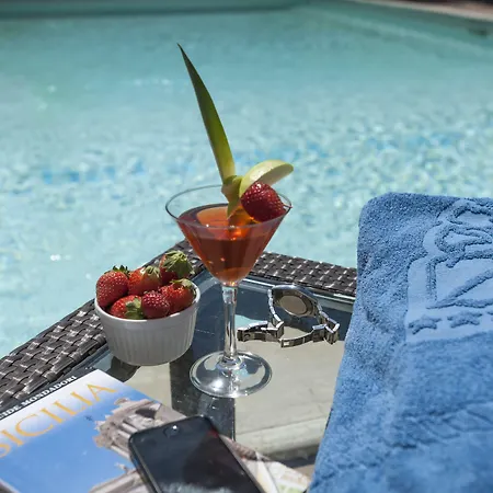 Baia Del Capitano Hotel 4*