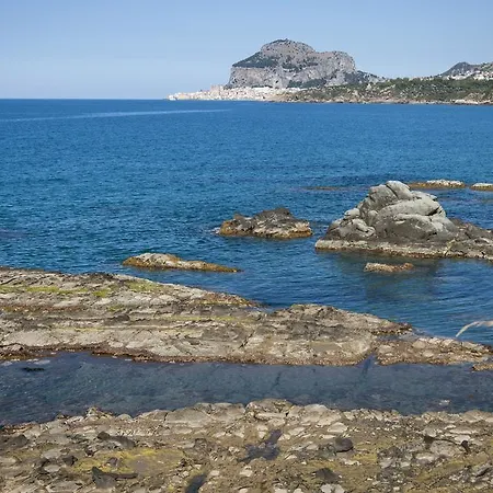 Baia Del Capitano Cefalù