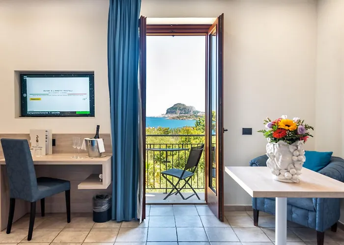 Baia Del Capitano Ξενοδοχείο 4*