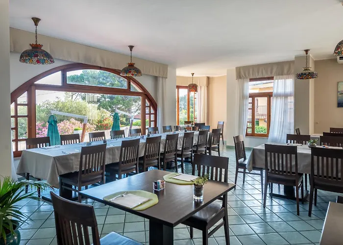 Baia Del Capitano Ξενοδοχείο 4*